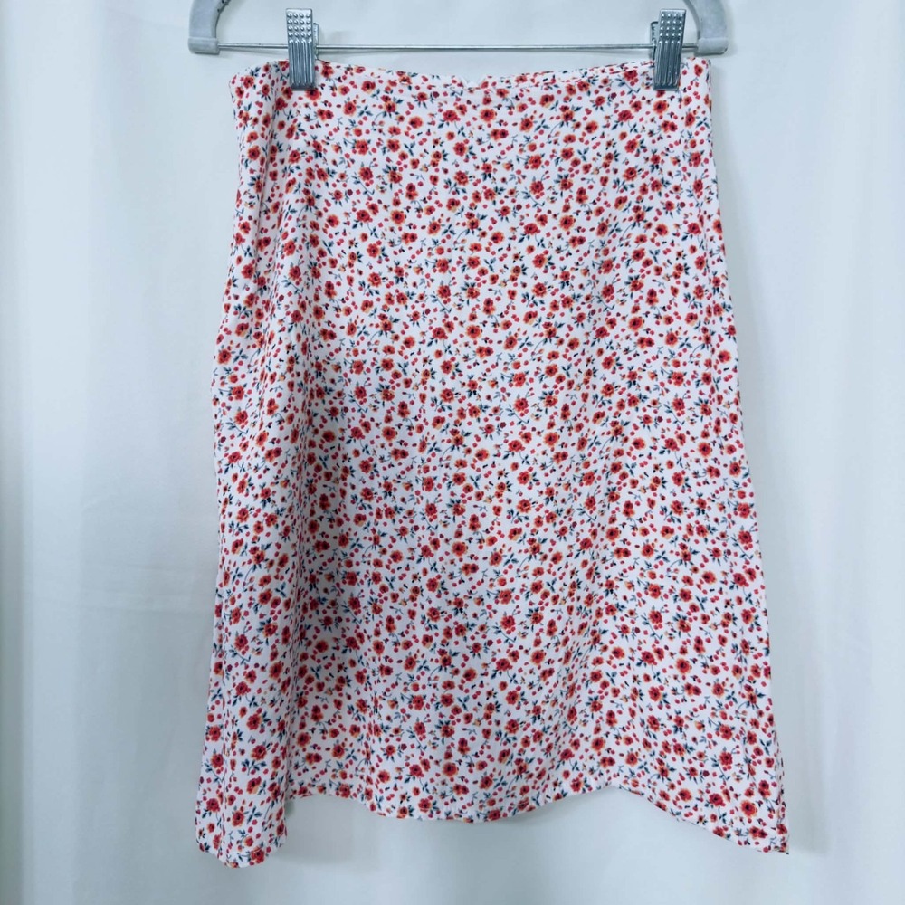 Brandy Melville Size 3 White Floral Mini Skirt Ditsy Cottagecore Made in Italy